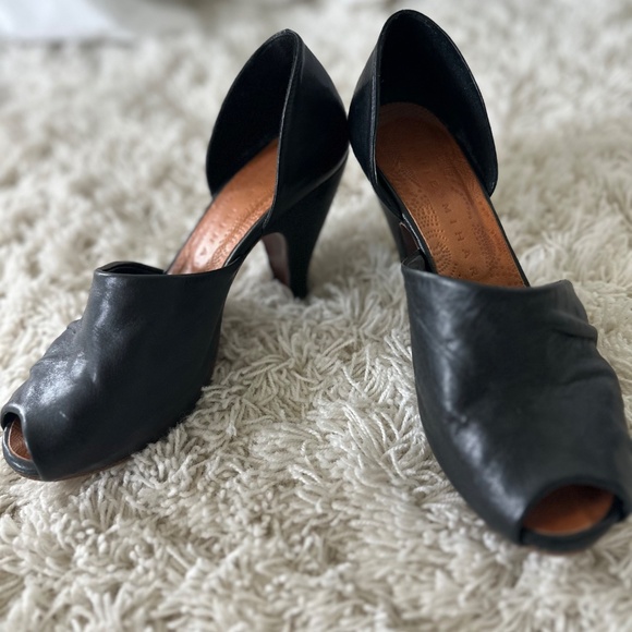 Chie Mihara Black Magic Pebble Leather - Size 37 - Picture 12 of 12